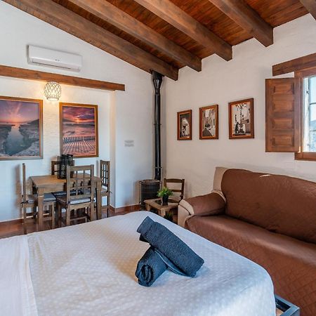 Complejo Rural El Mirador Guest House Malaga Exterior photo