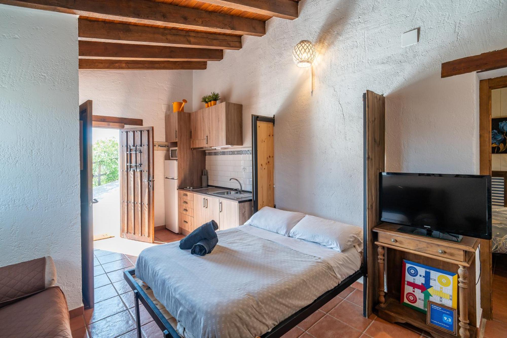 Complejo Rural El Mirador Guest House Malaga Exterior photo