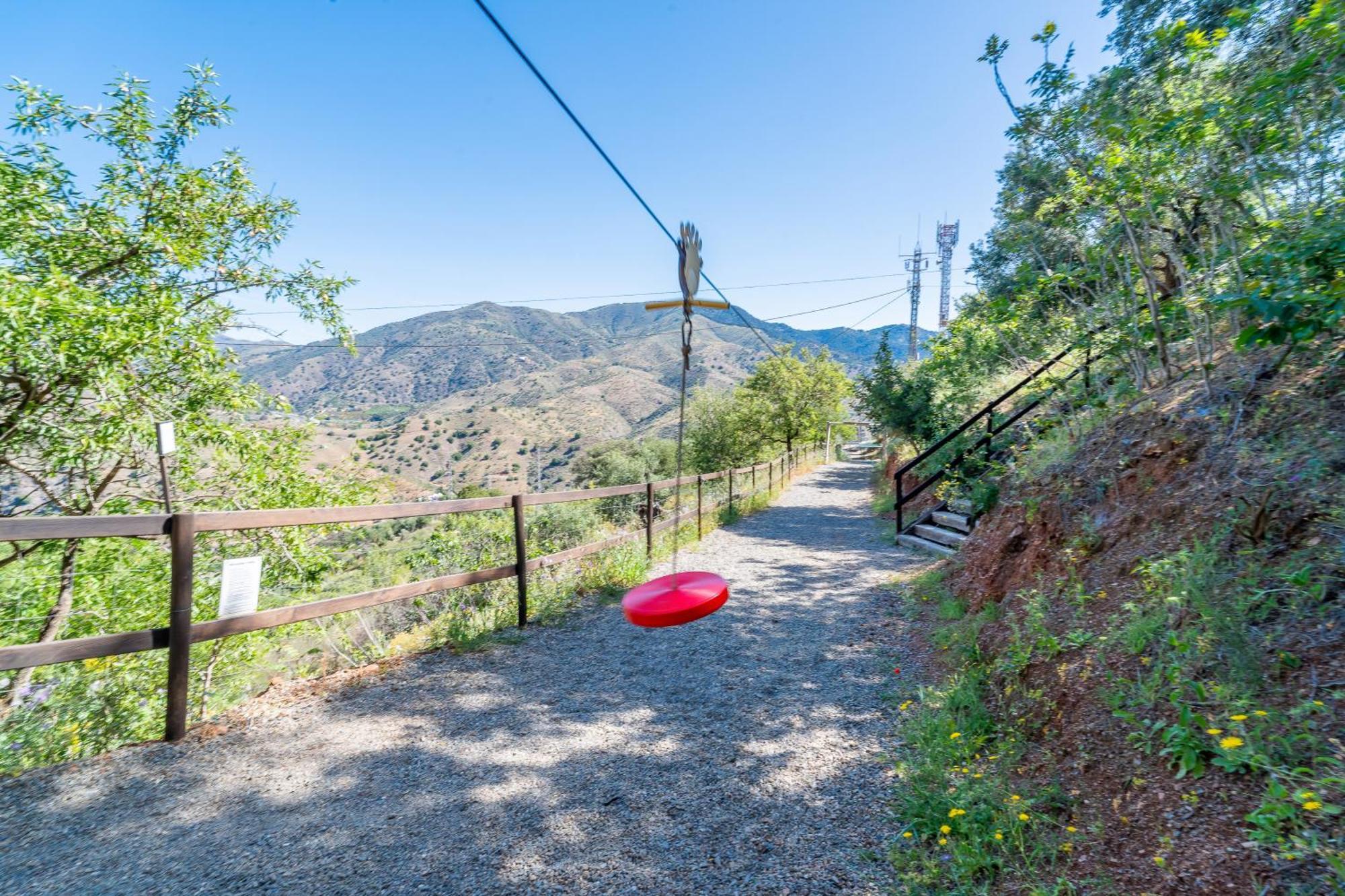 Complejo Rural El Mirador Guest House Malaga Exterior photo