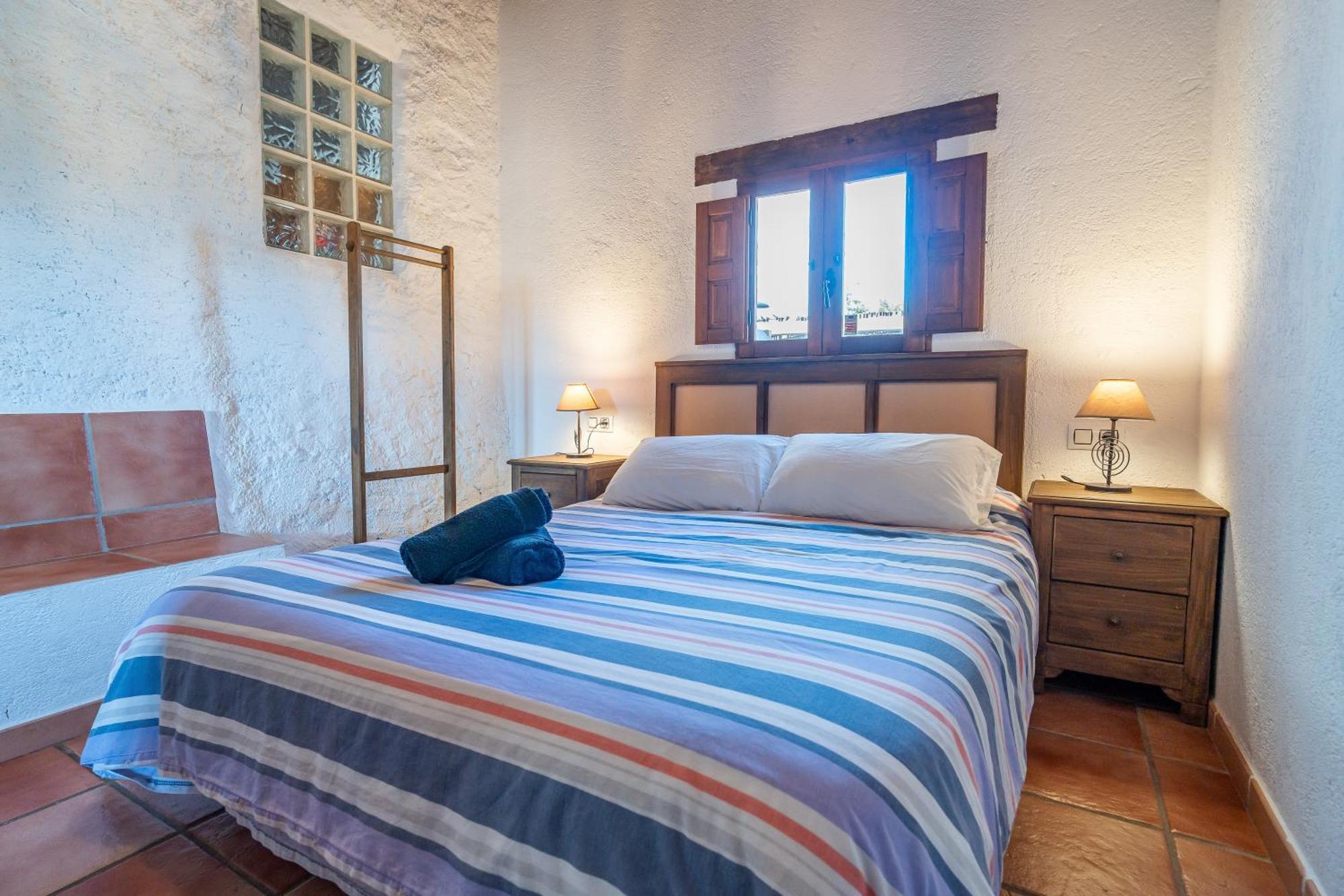 Complejo Rural El Mirador Guest House Malaga Exterior photo