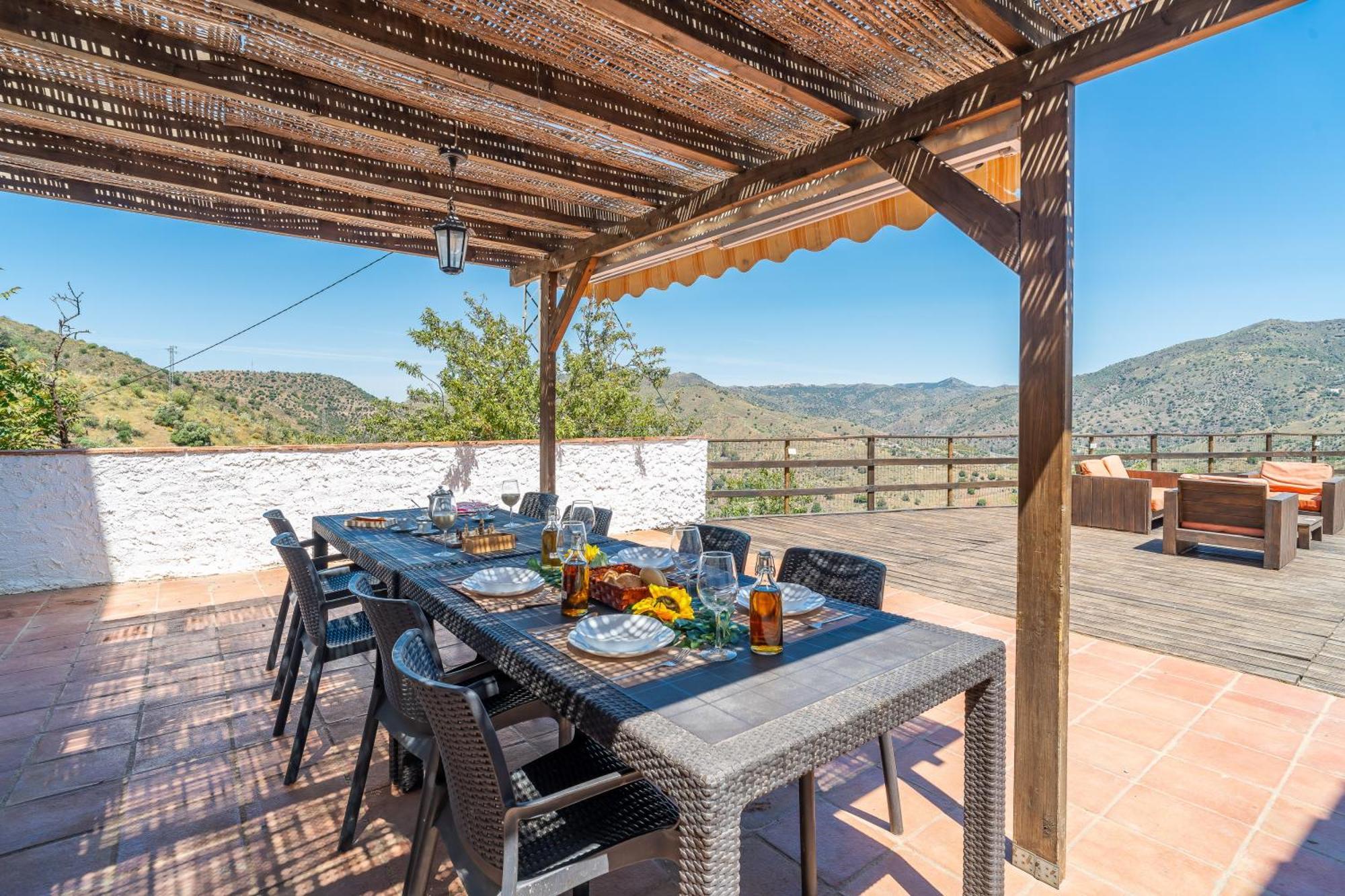 Complejo Rural El Mirador Guest House Malaga Exterior photo