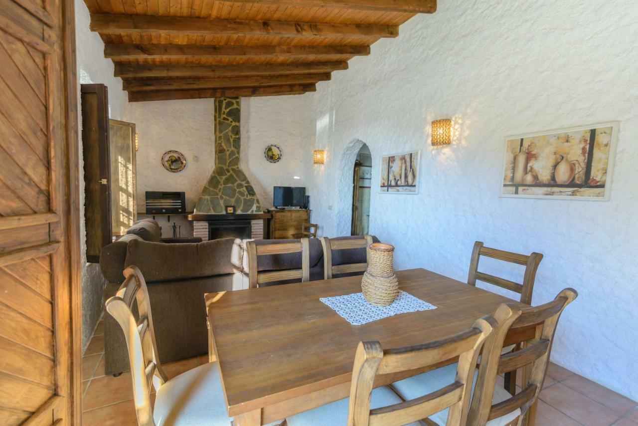Complejo Rural El Mirador Guest House Malaga Exterior photo