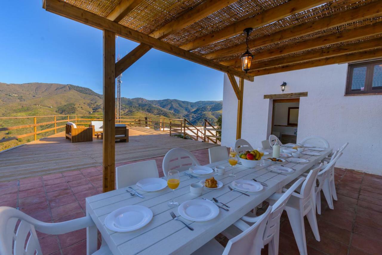 Complejo Rural El Mirador Guest House Malaga Exterior photo