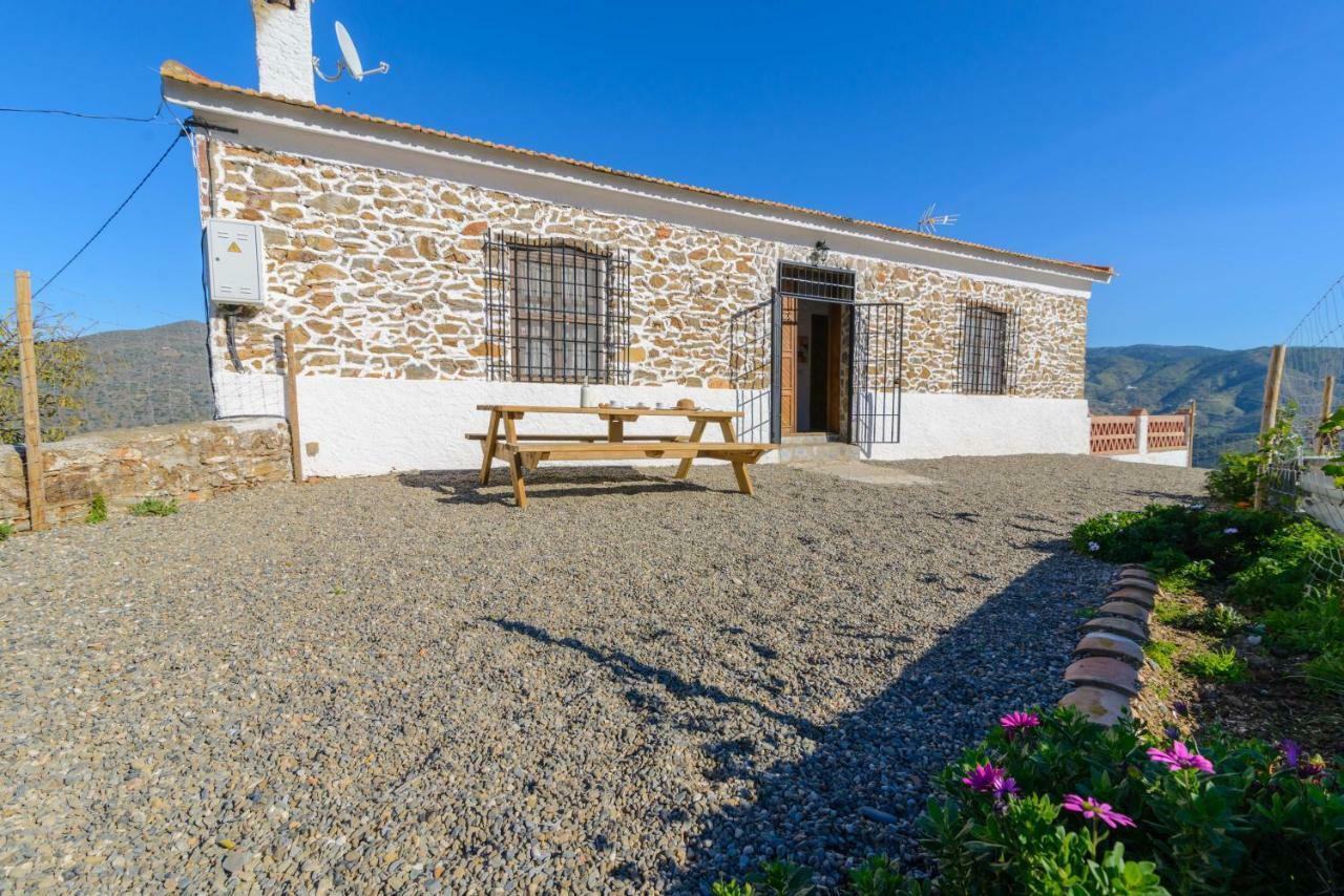 Complejo Rural El Mirador Guest House Malaga Exterior photo