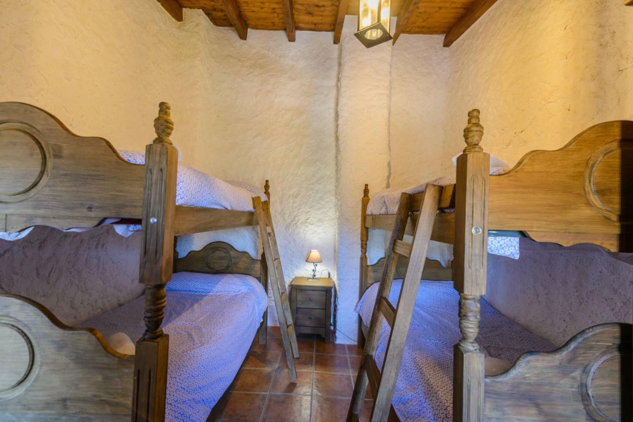Complejo Rural El Mirador Guest House Malaga Exterior photo