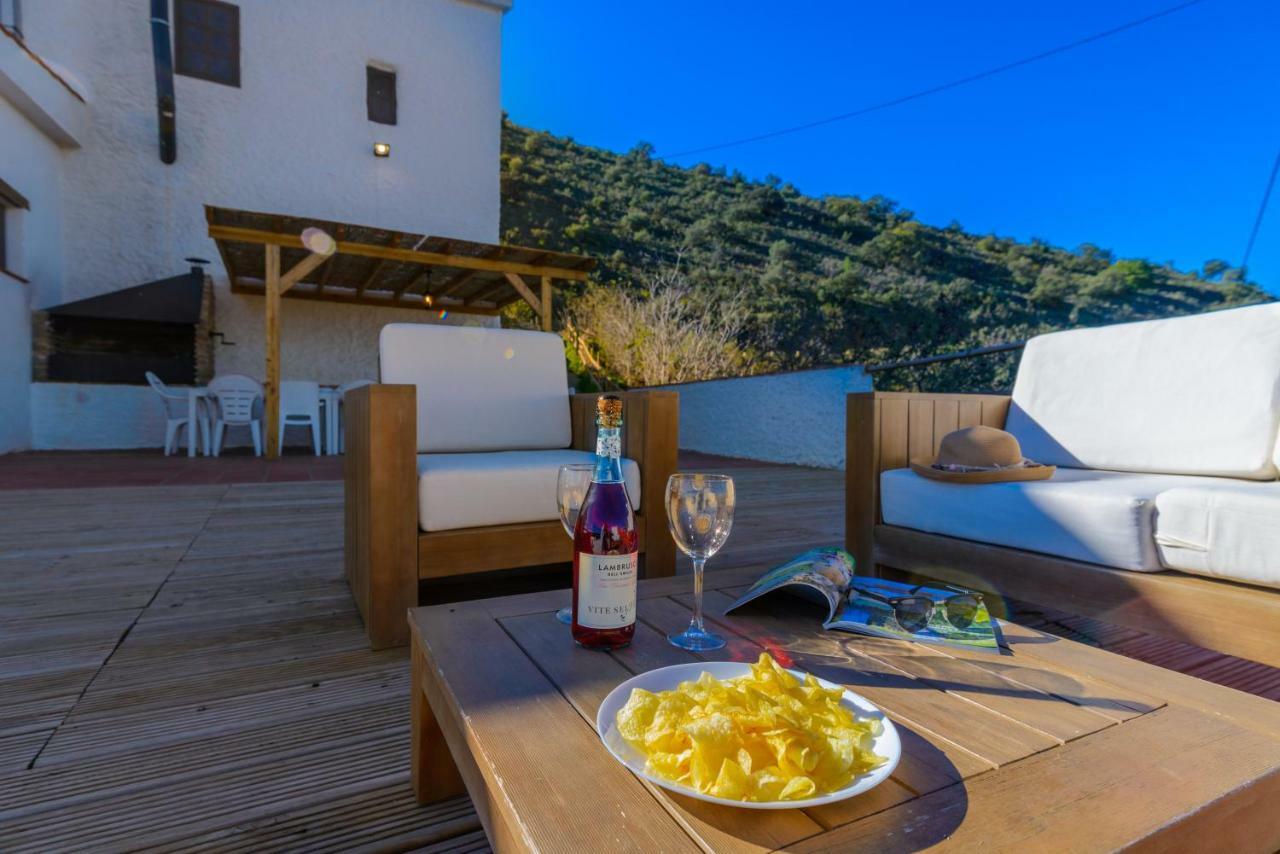 Complejo Rural El Mirador Guest House Malaga Exterior photo